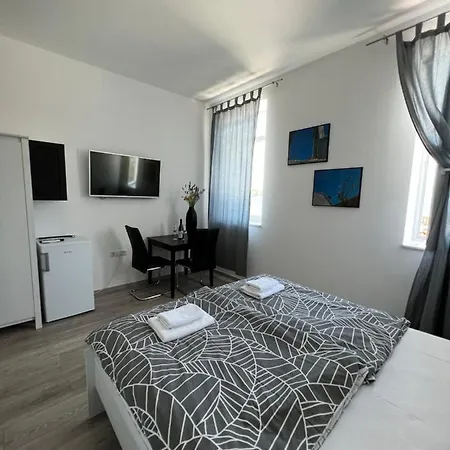 Baska Guest House Apartment