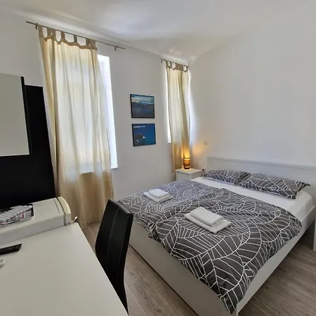 Apartment Baska Guest House