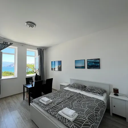 Baska Guest House Apartment