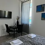 Baska Guest House アパート バスカ