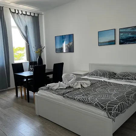 Baska Guest House *