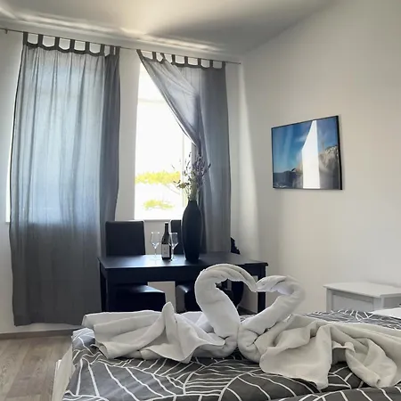 Baska Guest House *