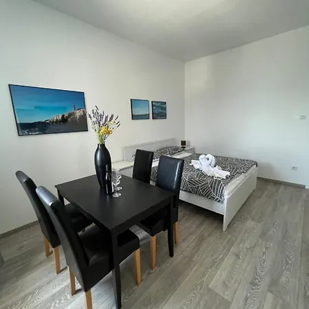 아파트 Baska Guest House