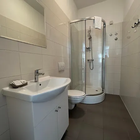 아파트 Baska Guest House