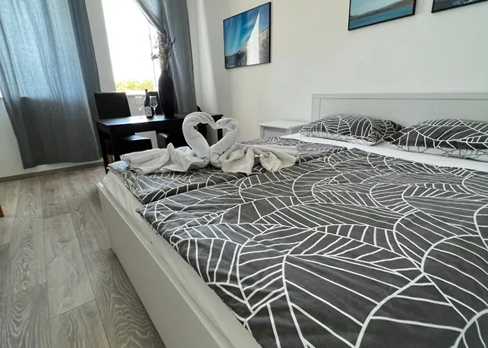 Baska Guest House דירה *