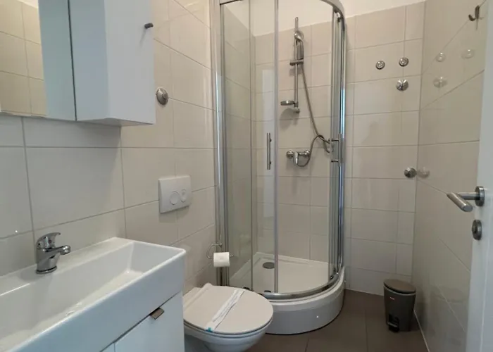 דירה Baska Guest House *