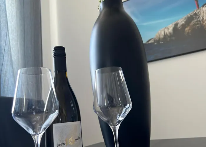 Baska Guest House דירה